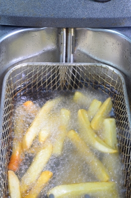 Deep frying fries