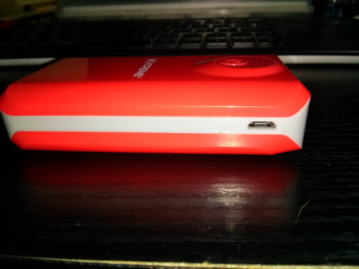 This power bank charges using a standard micro USB tip.