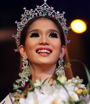 (Miss International Queen 2012) 