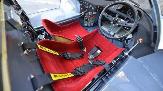 Note, the wooden shift knob.