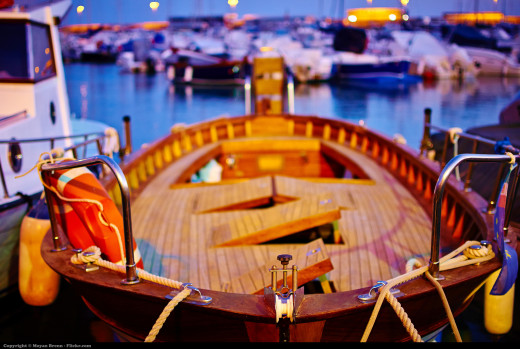 You may find boating or sailing to be a relaxing and peaceful pastime while you are pregnant, as long as you take proper precautions.
