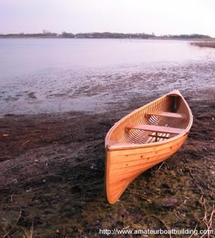 Unconsciously beautiful wooden boat