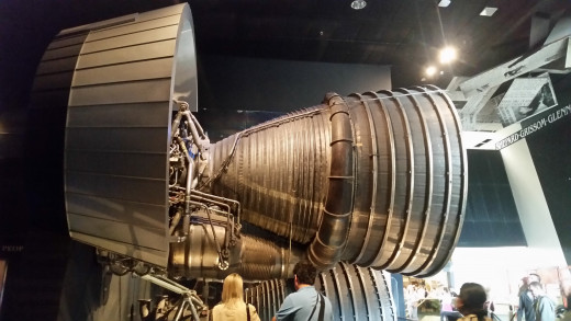 ZP a few weeks ago you asked me how the spaceship gets off the ground.... Well.... it uses 5 of these rocket launcher engines!