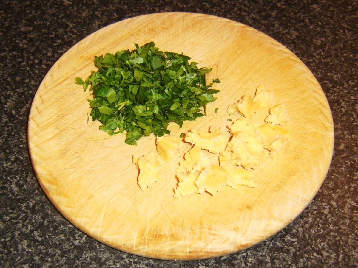 Chopped parsley and crumbled Double Gloucester cheese with onion