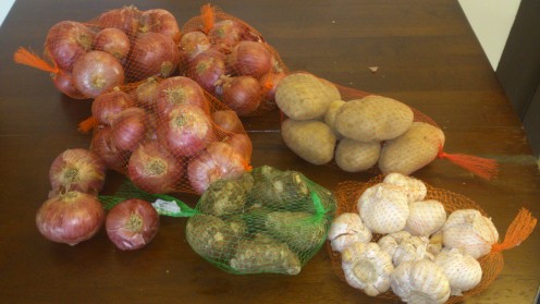 Garlic &Onions for Fighting Dandruff