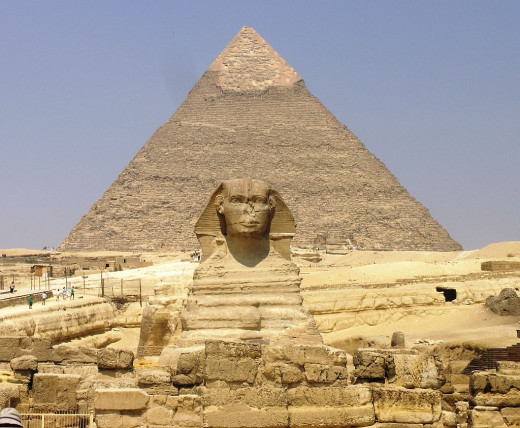 Garlic helped the ancient laborers who built the Sphinx and the Pyramids to withstand intense sun, grueling physical exertion and a coarse diet.