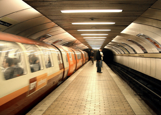 One of Glasgow's Island Platforms!