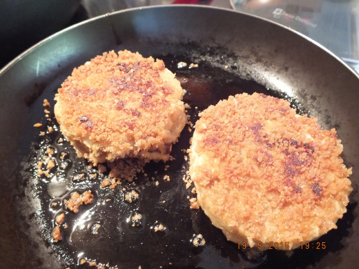 If you are cooking them fresh, not frozen, it should only take about 3-4 minutes a side. You are just browning up the bread crumbs and heating the burger through.