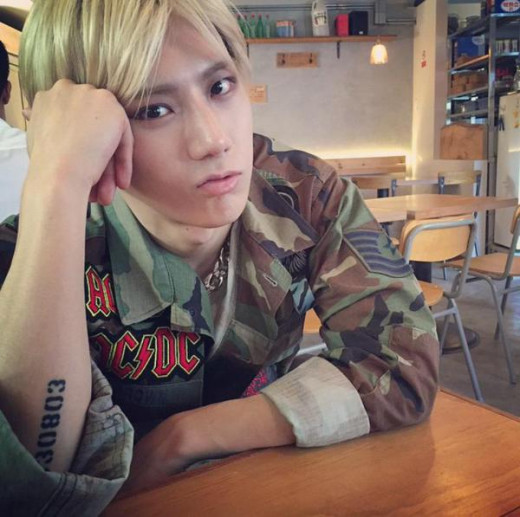 Hyunseung Selca on Instagram