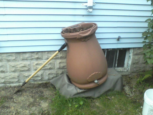 . . .and found this. I used an ice chipper with a solid handle to prop up the sagging barrel overnight, fearing I would hear a tremendous crash in the night. But the urn stayed semi-upright.