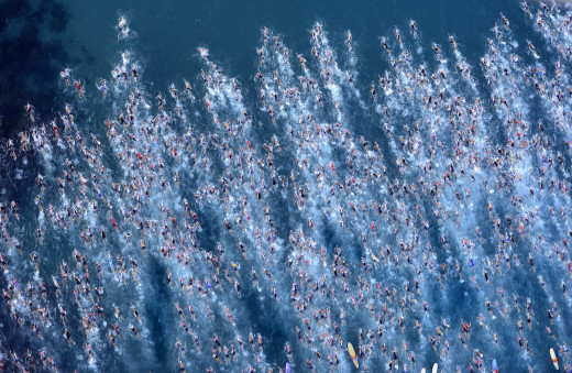 Mass start of the swim in Kona