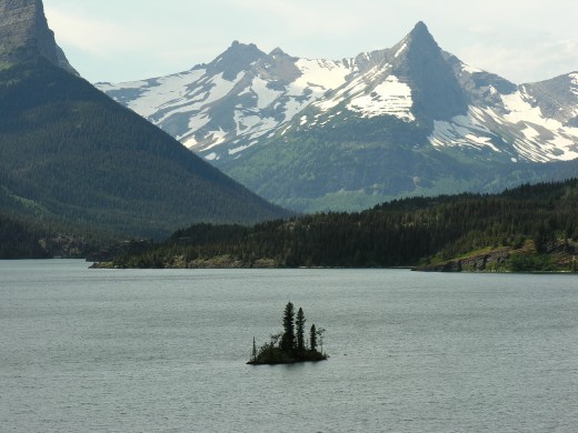 Lake view with Wild Goose Island.