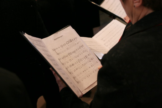 Join your local community choir. Because music boosts brain activity, music is helpful to anyone looking to increase their memory. 