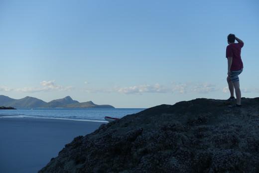 Rocky lookout on Northern Whitehaven Beach near Tongue Bay