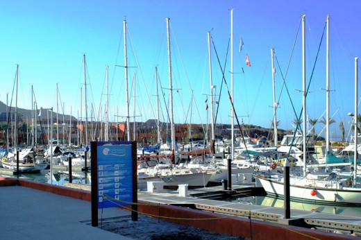 A quiet morning at the Costa Baja Marina, La Paz