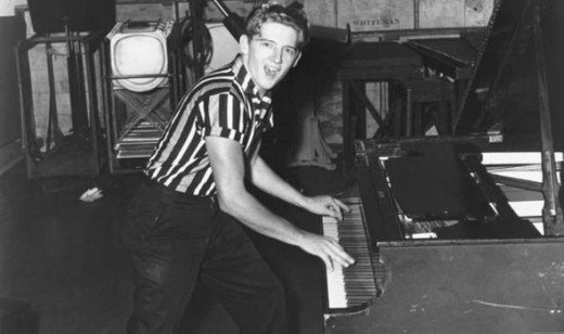 Jerry Lee Lewis playing piano
