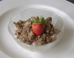 Strawberries and Cream with Chocolate Walnut Crunch Dessert Recipe