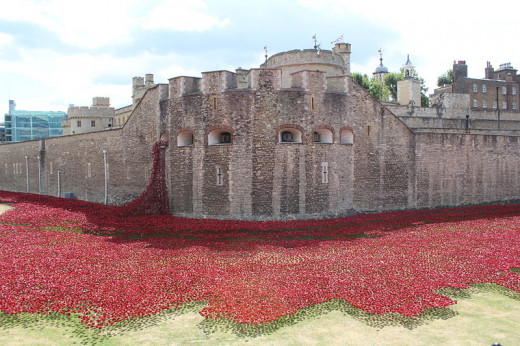 Poppy sculpture at the Tower of London