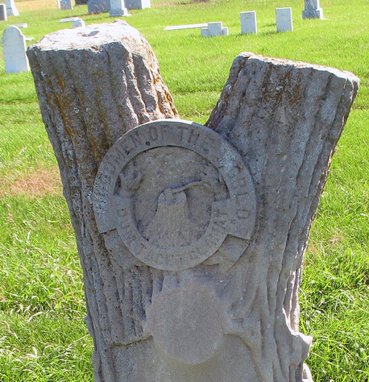 Woodsmen of the World Tombstone