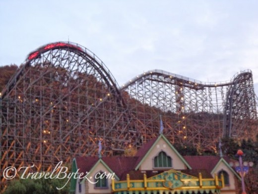 T-Express: the world’s steepest WOODEN roller coaster ride, located in European Adventure. Its entire structure is made out of WOOD.