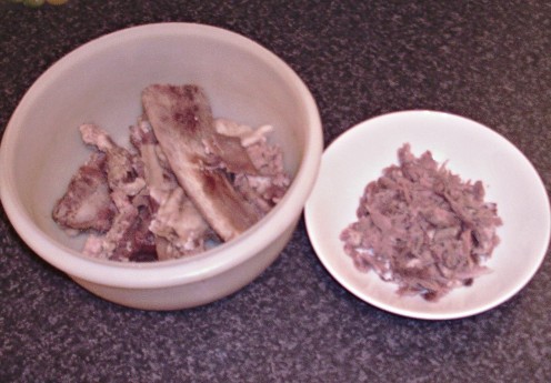 Removing beef from bones and gristle