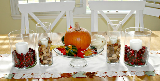 Thanksgiving table decorations