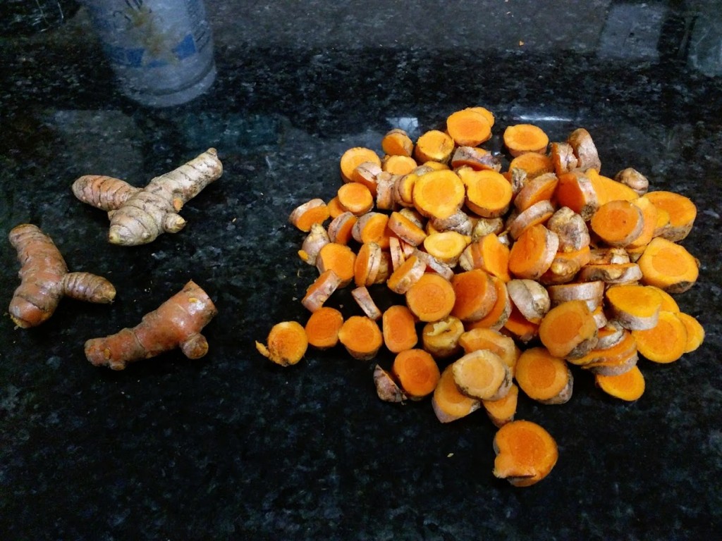 Make Your Own Turmeric Powder and Broth