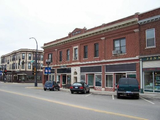 Pokegema Hotel on left.