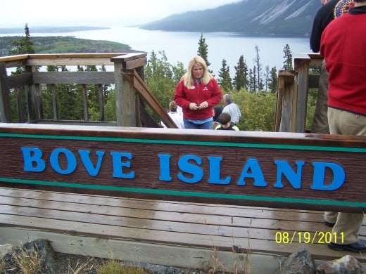 BOVE ISLAND LOOKOUT POINT