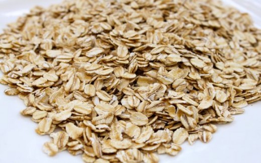 Soothinh oatmeal makes a great anti-inflammatory rosacea treatment.  