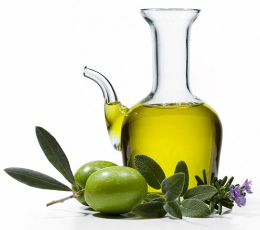 Oils and Essential Oils to Soothe Rosacea