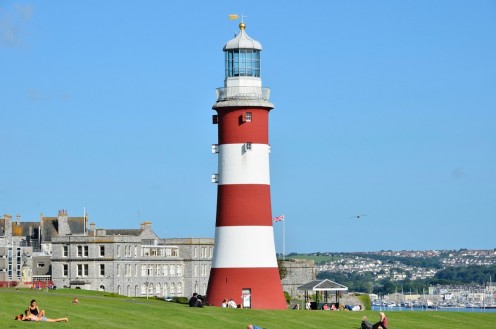 Plymouth Hoe offers a wealth of attractions and breathtaking scenery.