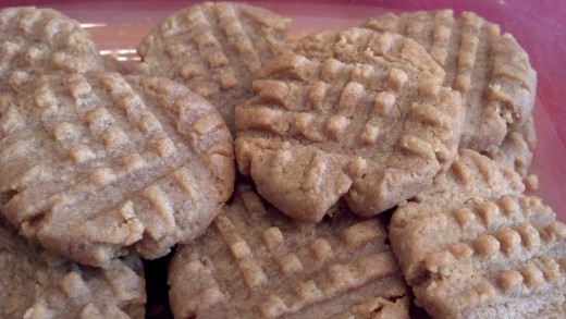 Quick and Easy Sugar-free Peanut Butter Cookies