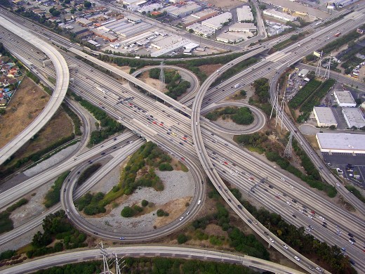 Image of a large highway intersection.