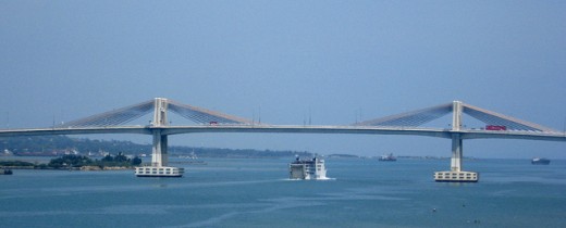 Mactan Cebu Bridge by Flickr's elaine ross baylon