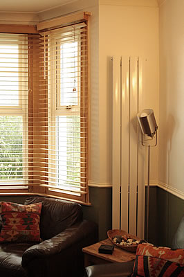 Vertical designer radiator