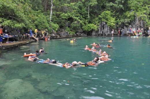 Swimming at Kayangan Lake 