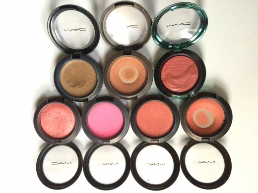 Select blush colors that correspond with your lipstick and skin tone.