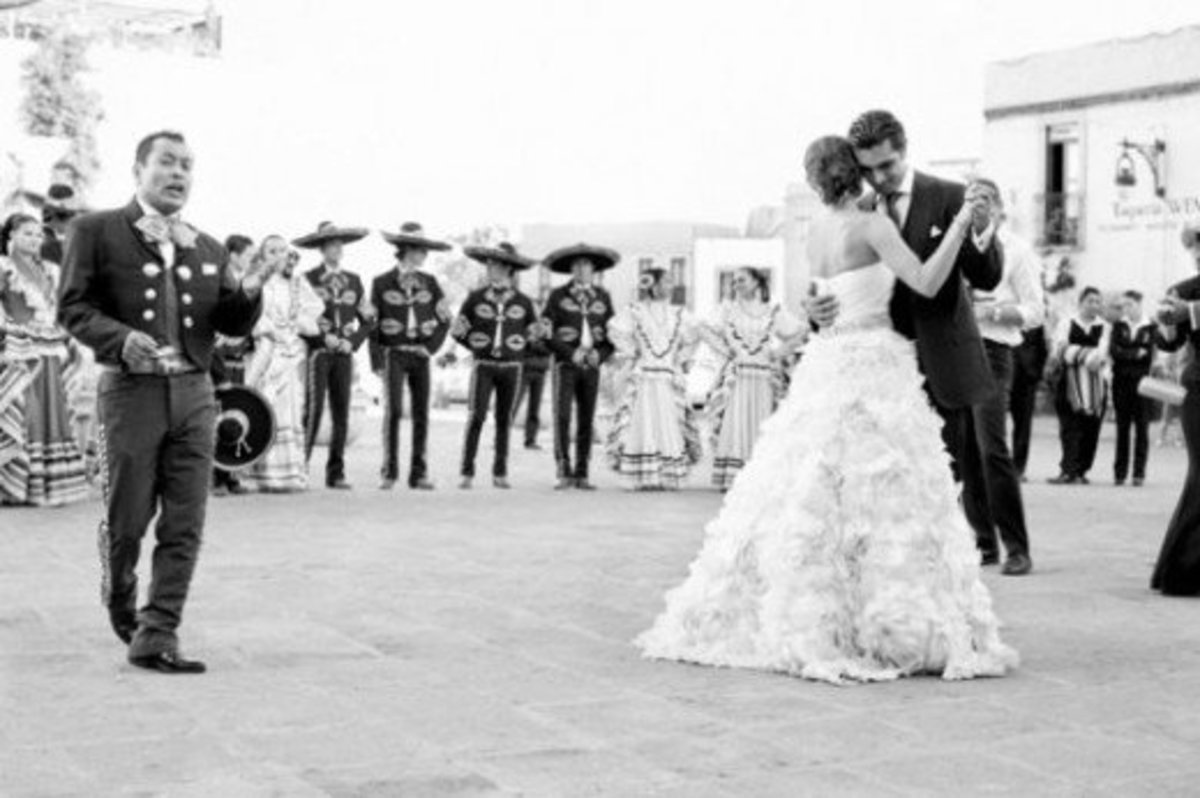 Spanish Wedding Traditions | HubPages