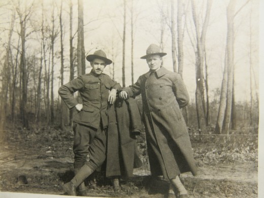 Walter Fraser (on right) with unidentified fellow Army Buddy in France 1918.