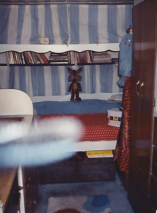 Ghost.. must have been my late hubby.  Bed with attic above it.