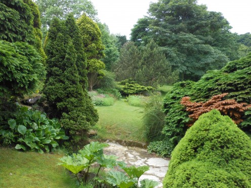 Stunning gardens, so well kept