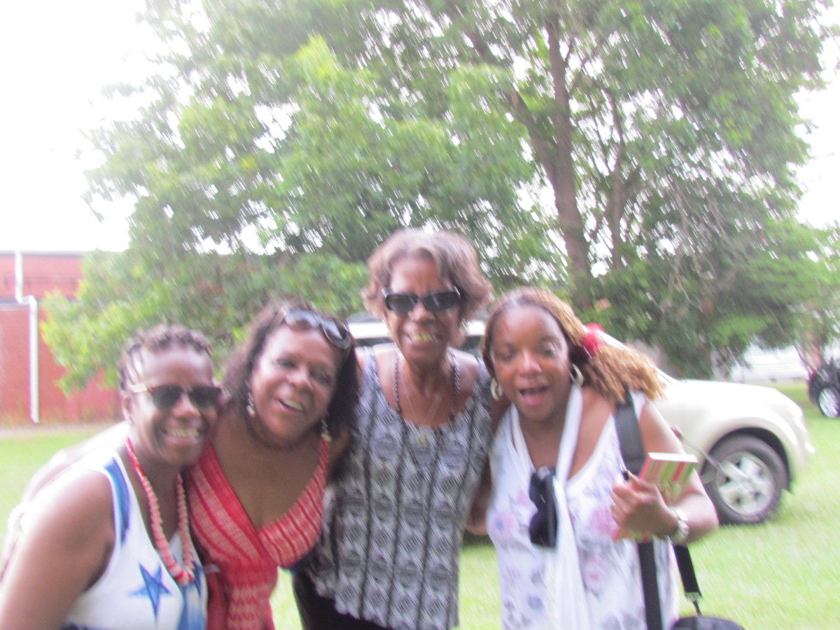 My nieces Sharon Smith and Joyce Platt along with their sister Wanda Faye, joined us for a quick interview and photo before leaving the park.