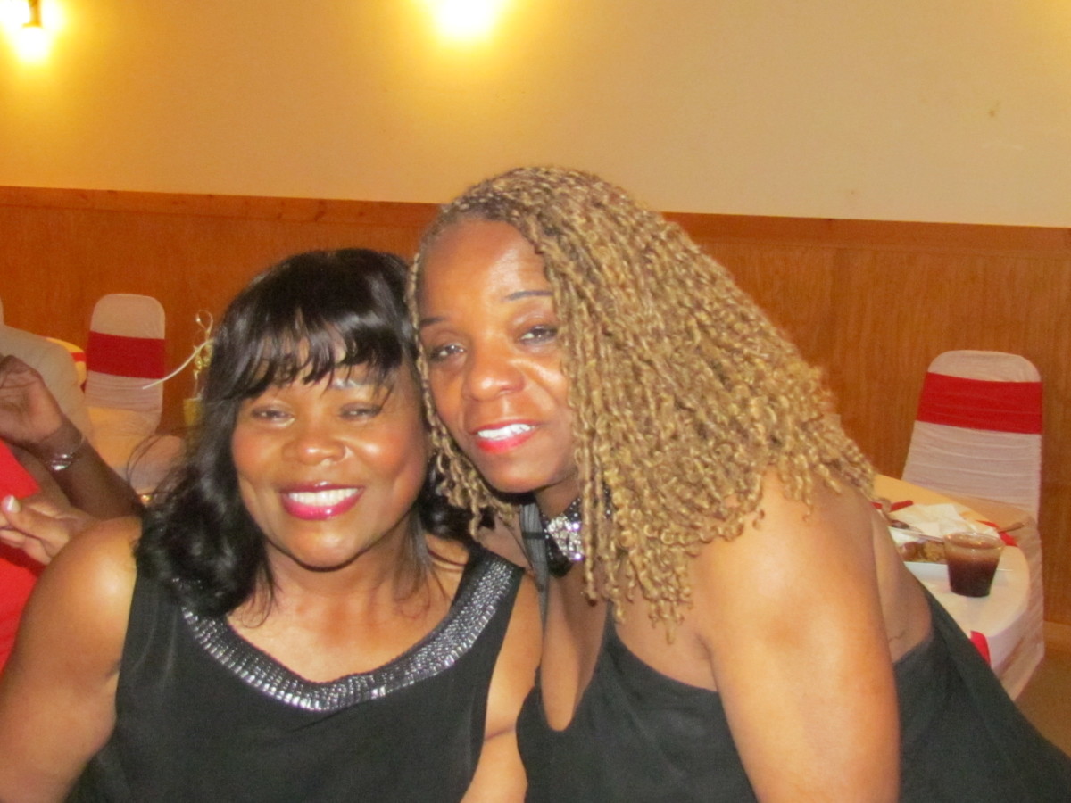 Paulette Blake and Geraldine, pose for a quick photo during this MHS reunion.