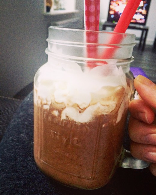 My Favorite: Vegan Chocolate Milkshake (Smoothie)
