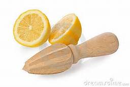 Wooden lemon juicer