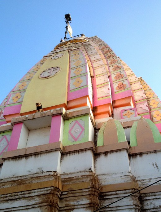 Omkarnath temple; Shukla Tirtha