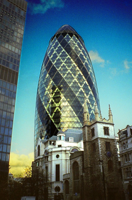 Norman Foster's 30 St. Mary Axe in London