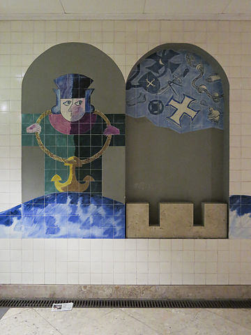  art has become the norm in the Lisbon Metro; lighting plays with the brightness of the azulejo tiles that are present in almost every station.
