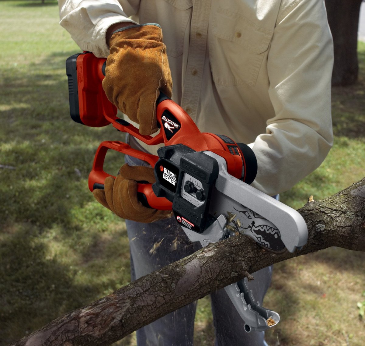 The Best Tree Saws for Every Backyard and Garden Task | Dengarden Best Electric Saw To Cut Tree Branches